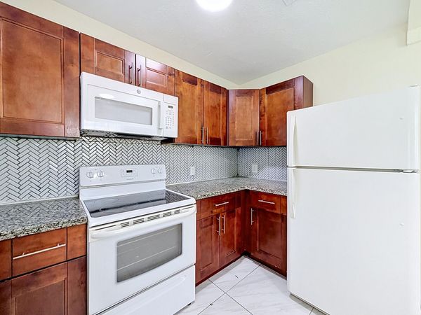 2037 Washington Street, Hollywood, FL 33020