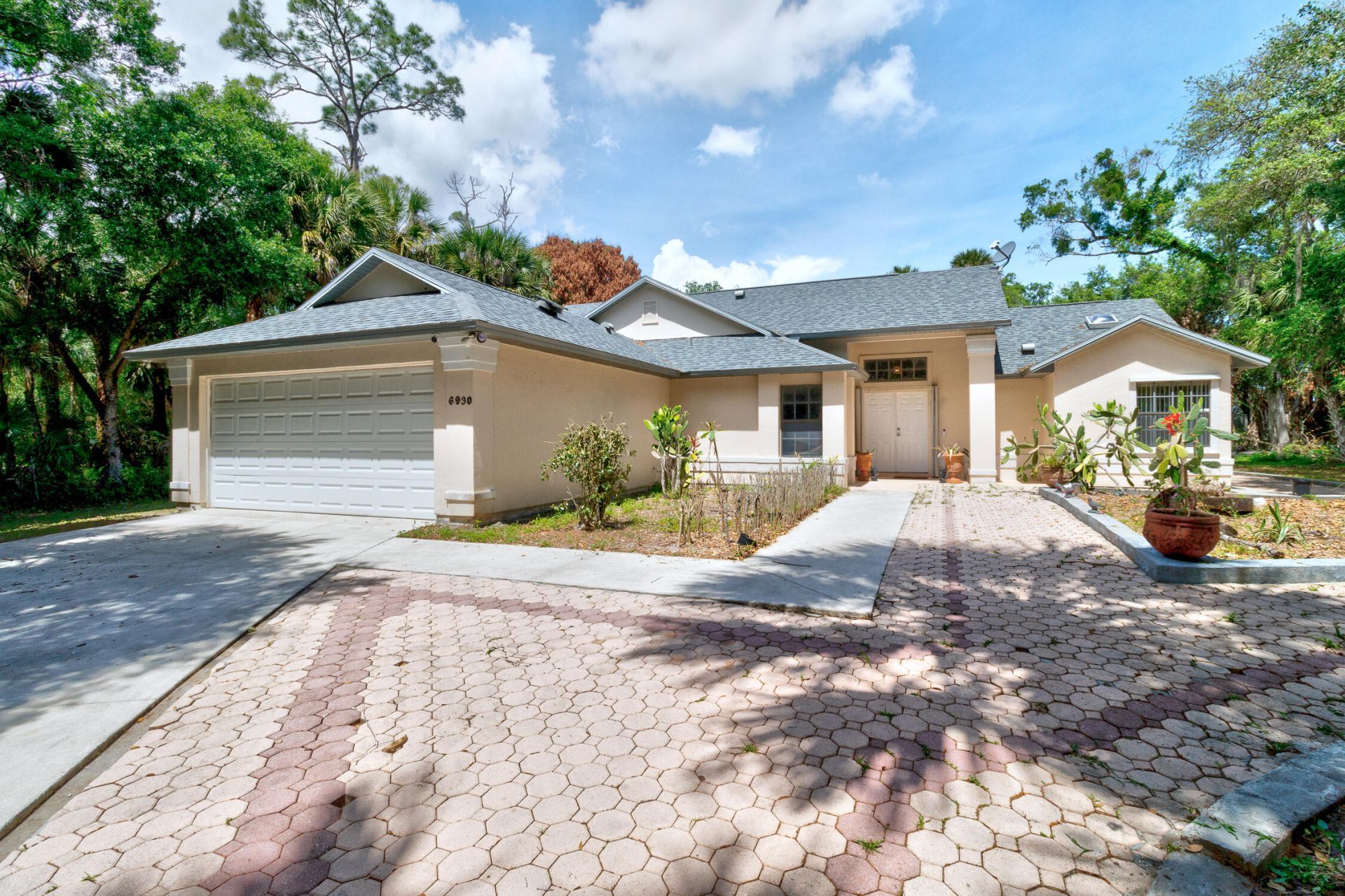 6930 41st Street, Vero Beach, FL 32967 Photo