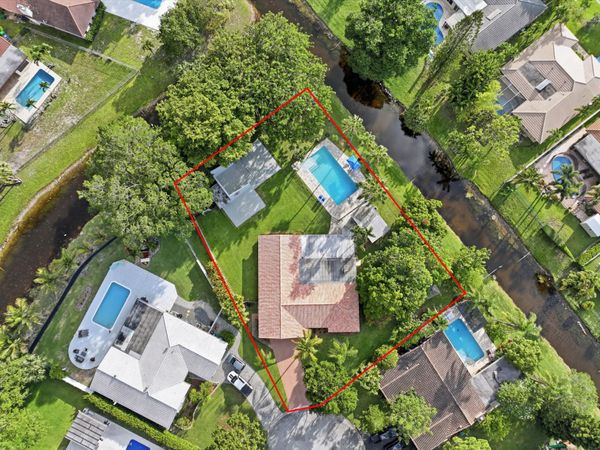 8492 NW 15th Court, Coral Springs, FL 33071