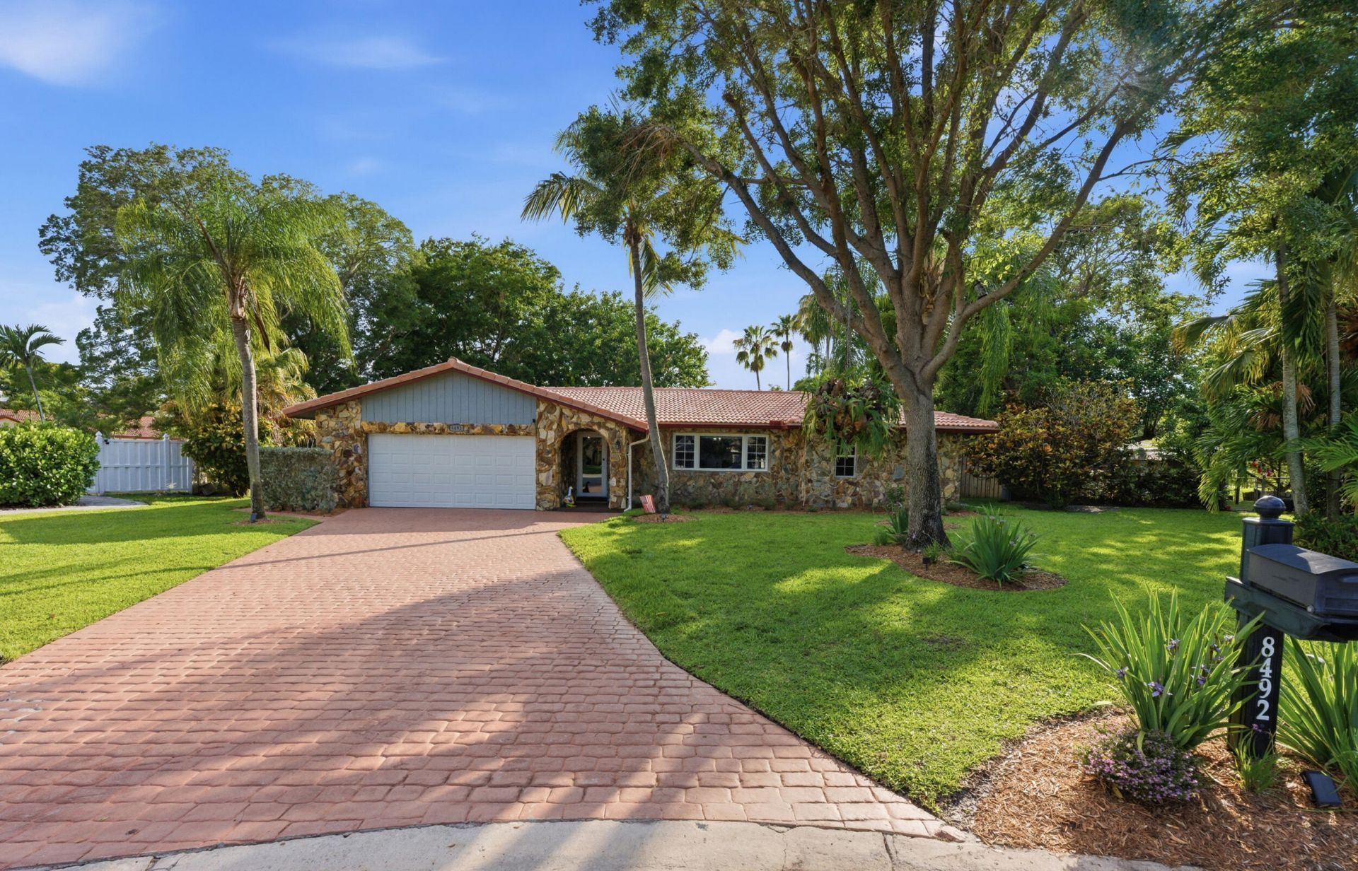 8492 NW 15th Court, Coral Springs, FL 33071 Photo