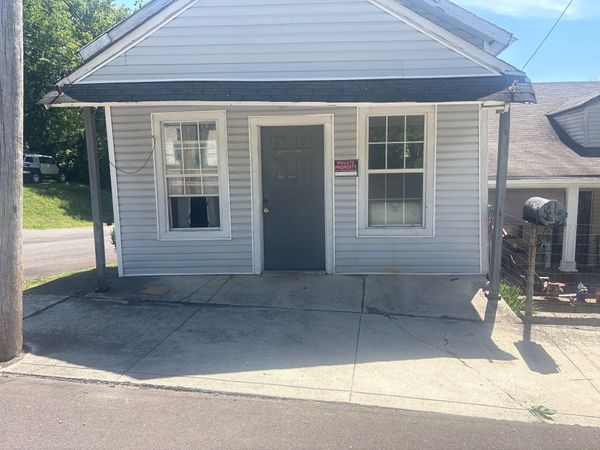 1401A S Main St , Columbia, TN 38401