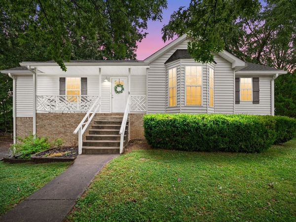 2939 Charlie Sleigh Rd, Woodlawn, TN 37191