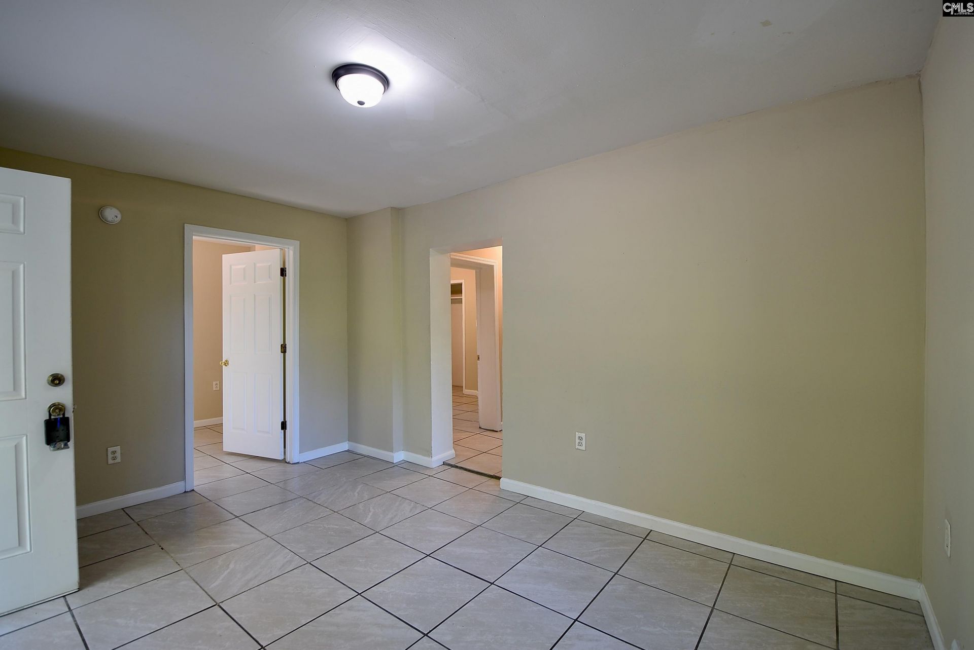 217 Sharpe Road  Photo 4