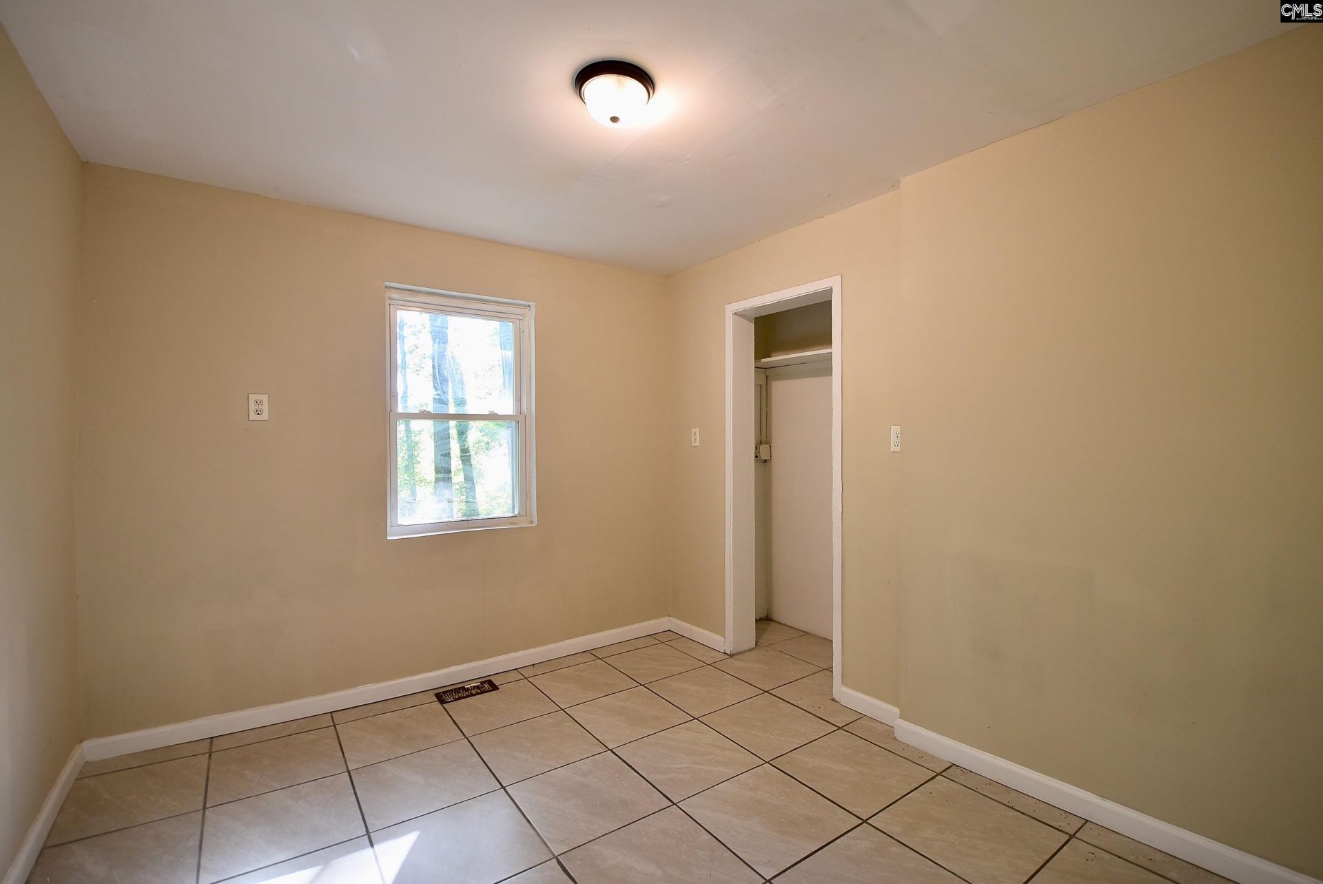 217 Sharpe Road  Photo 7