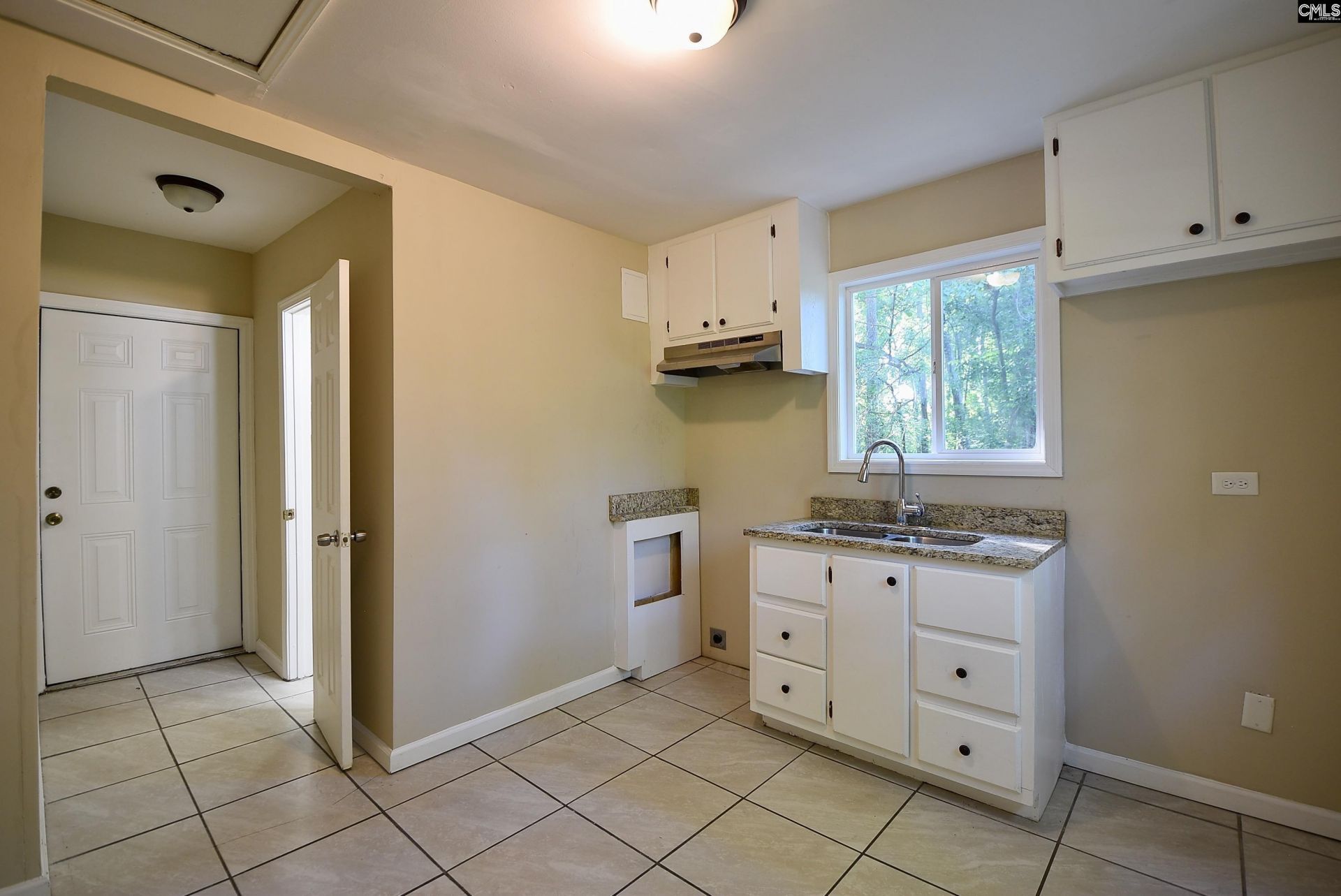 217 Sharpe Road  Photo 9