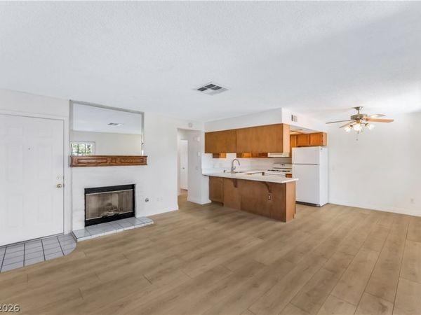 101 Luna Way , Unit 267, Las Vegas, NV 89145