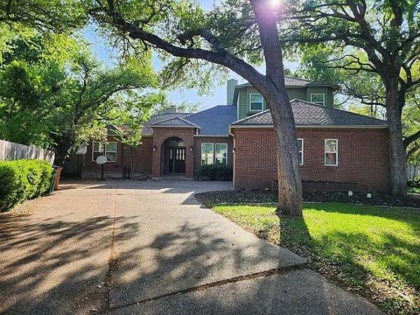7203 Desert Rose CV, Austin, TX 78750