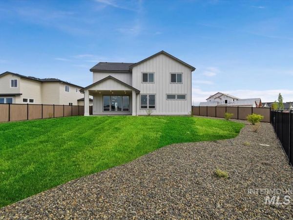 6883 W Mattawa Dr, Meridian, ID 83646
