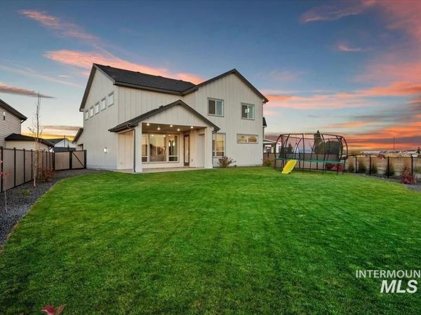 6883 W Mattawa Dr, Meridian, ID 83646