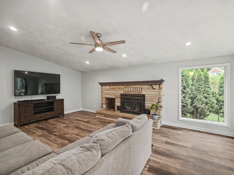 1921 W Cook Road , Mansfield, OH 44906 Photo 4