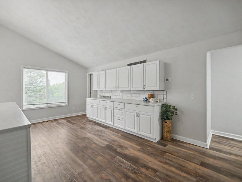 1921 W Cook Road , Mansfield, OH 44906 Photo 6