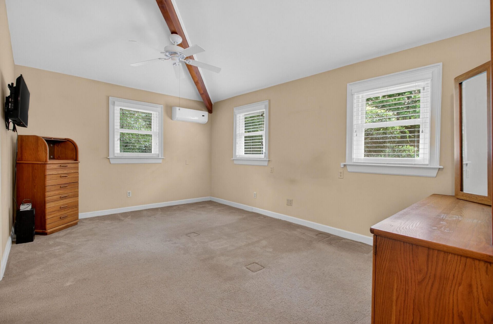 1105 County Line Road Photo 17