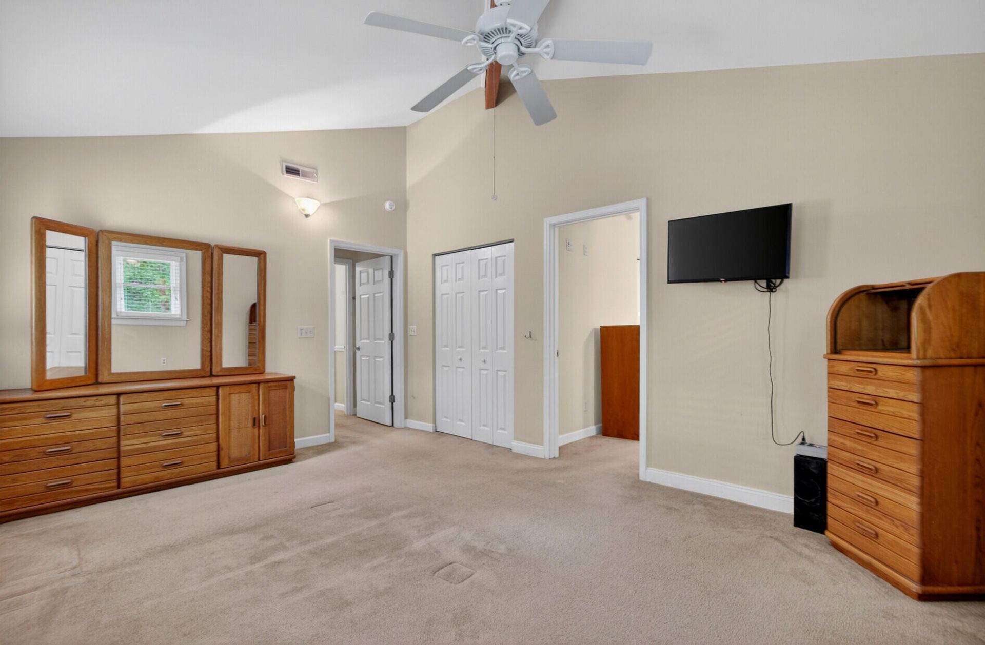 1105 County Line Road Photo 18