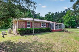 1105 County Line Road photo 4