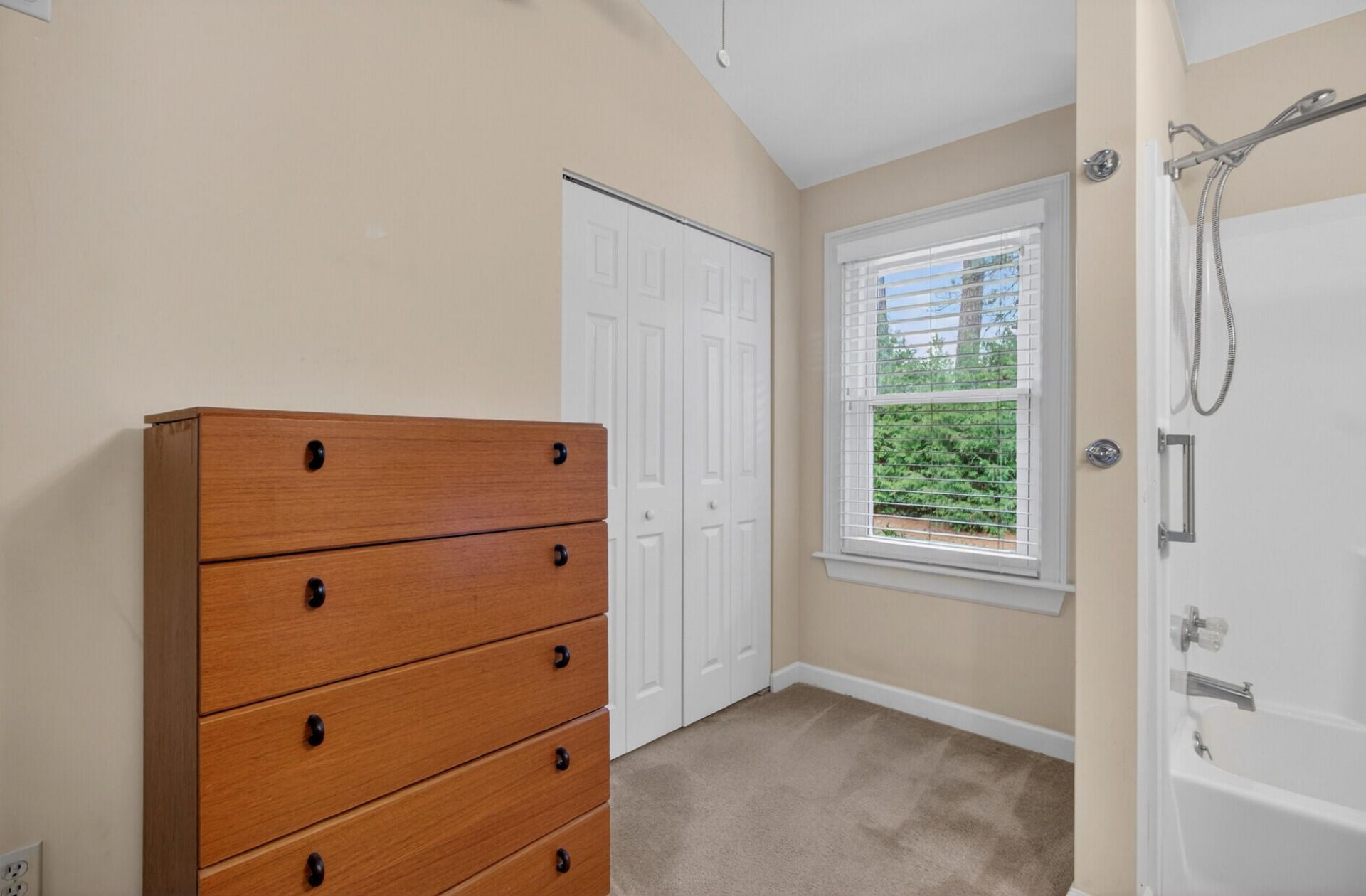 1105 County Line Road Photo 22
