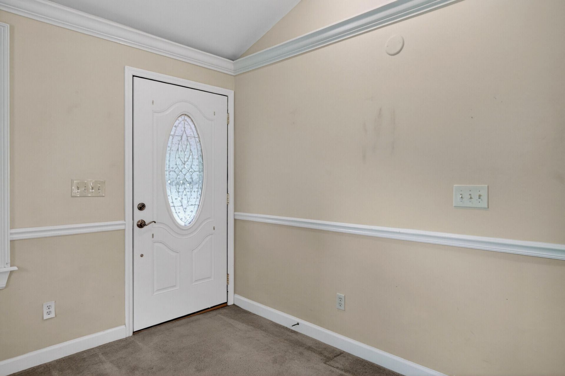 1105 County Line Road Photo 7
