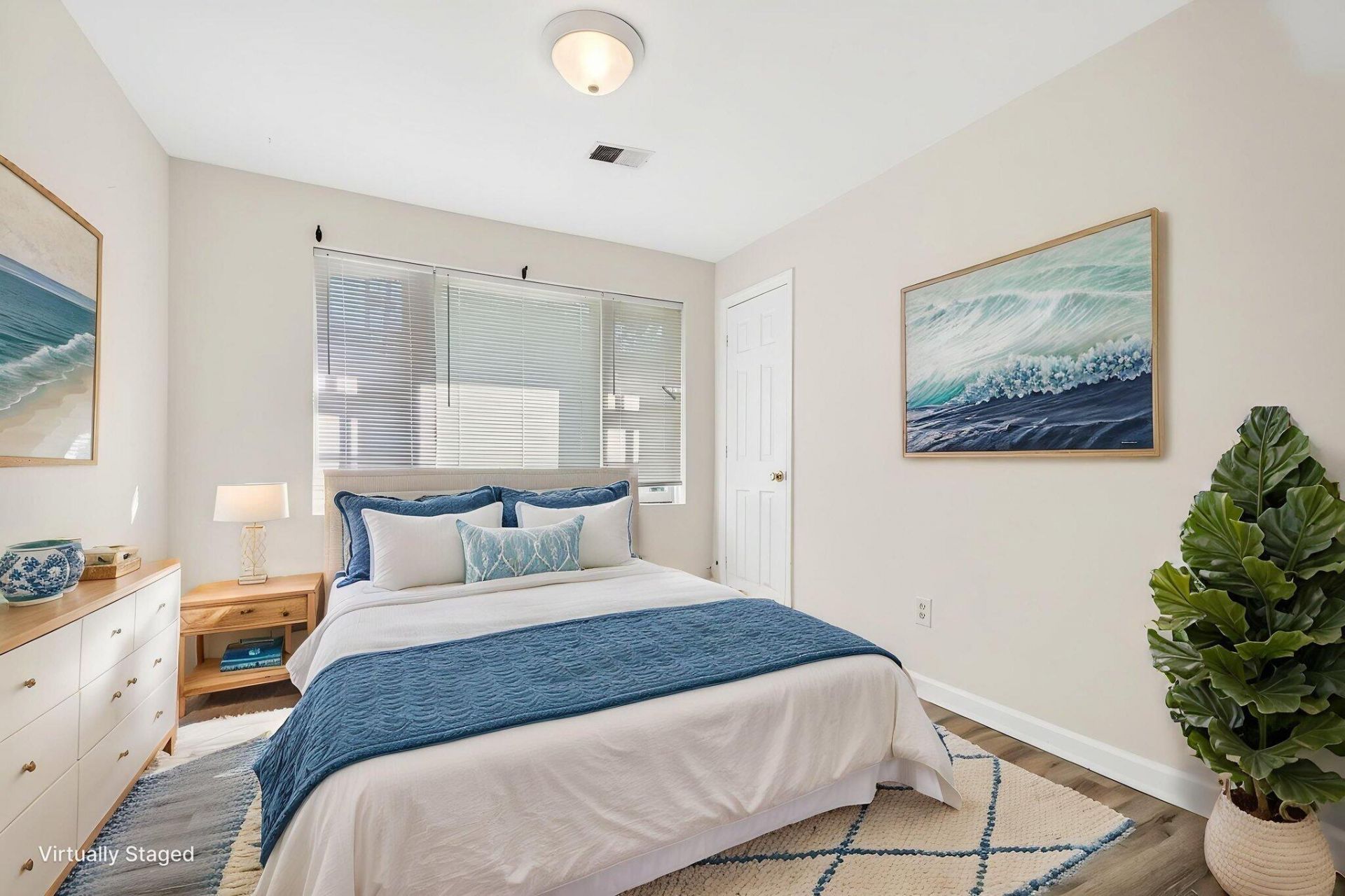 1045 Seaside Lane Photo 13