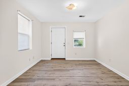 1045 Seaside Lane photo 4