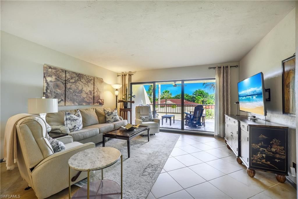 6350 Pelican Bay Blvd, Unit 102B, Naples, FL 34108 Photo