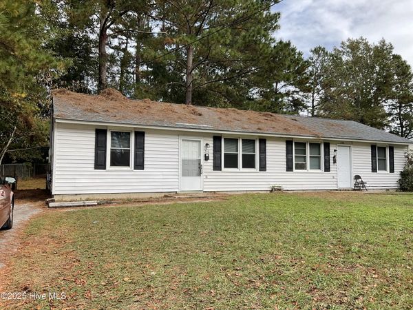 510 Elm Street , Jacksonville, NC 28540