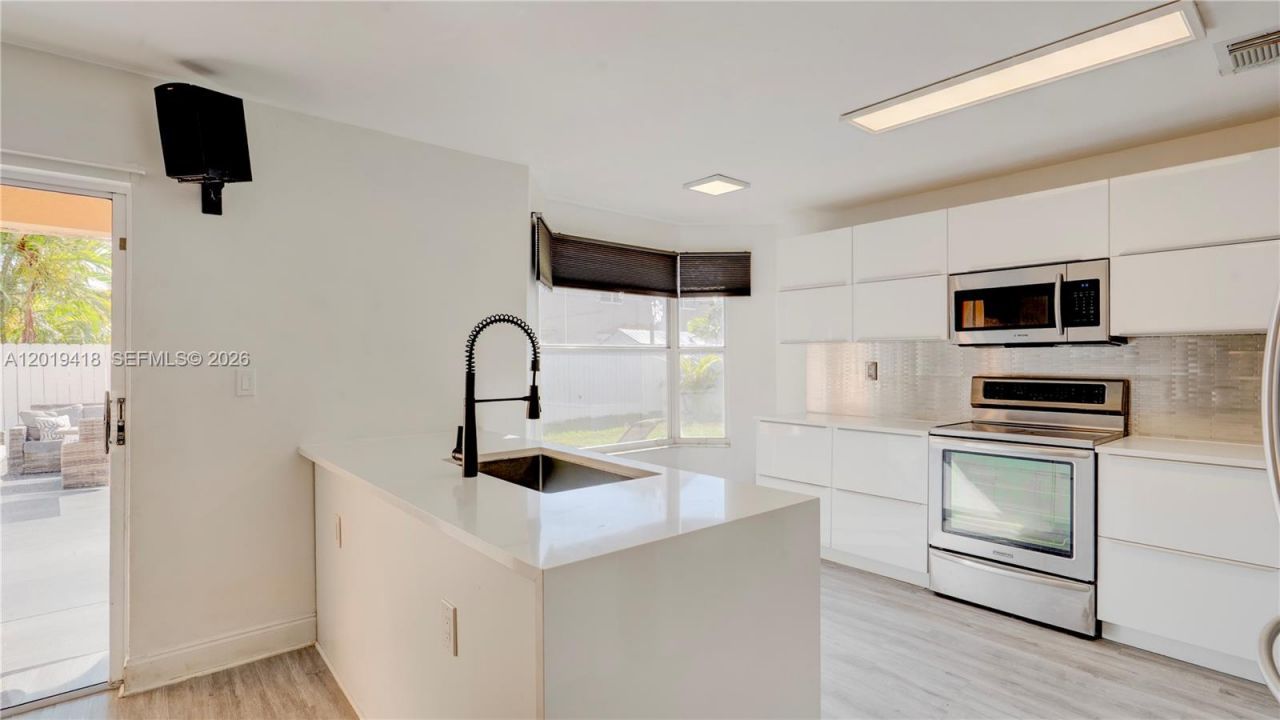 19141 NW 12th St , Pembroke Pines, FL 33029 Photo