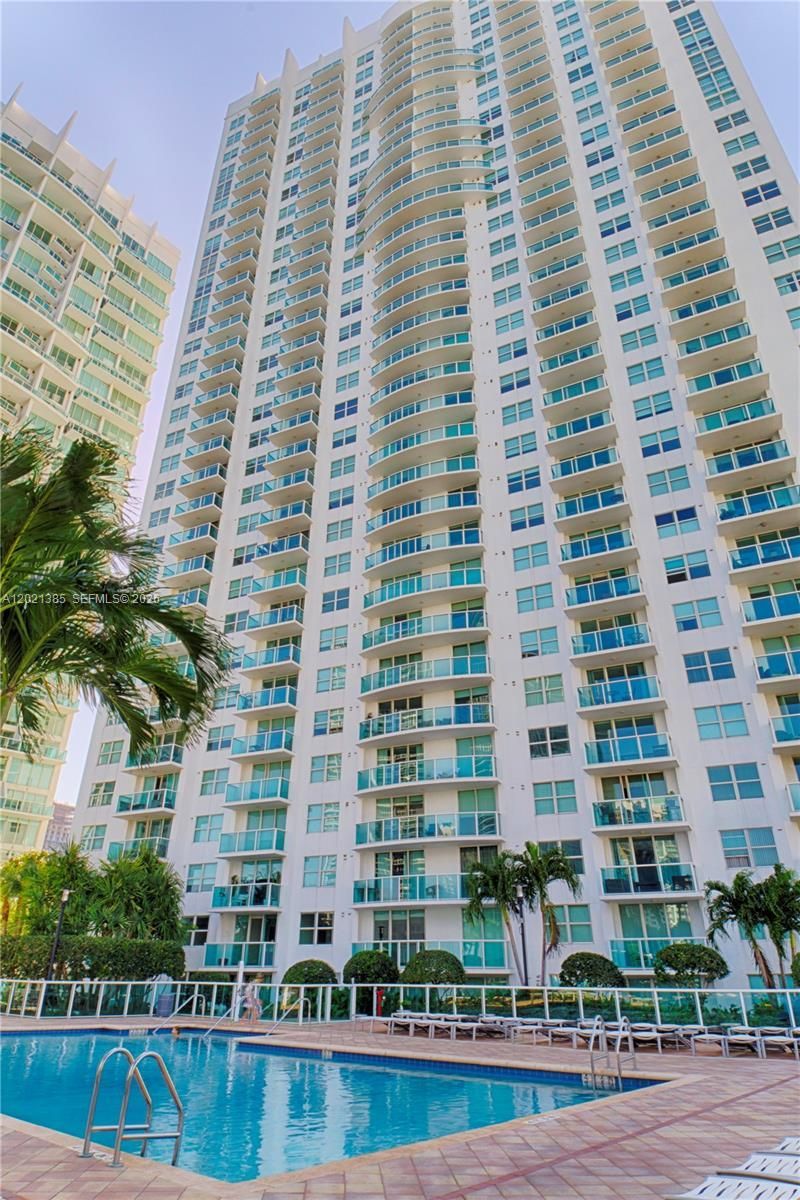 31 SE 5th St, Unit 1208, Miami, FL 33131 Photo