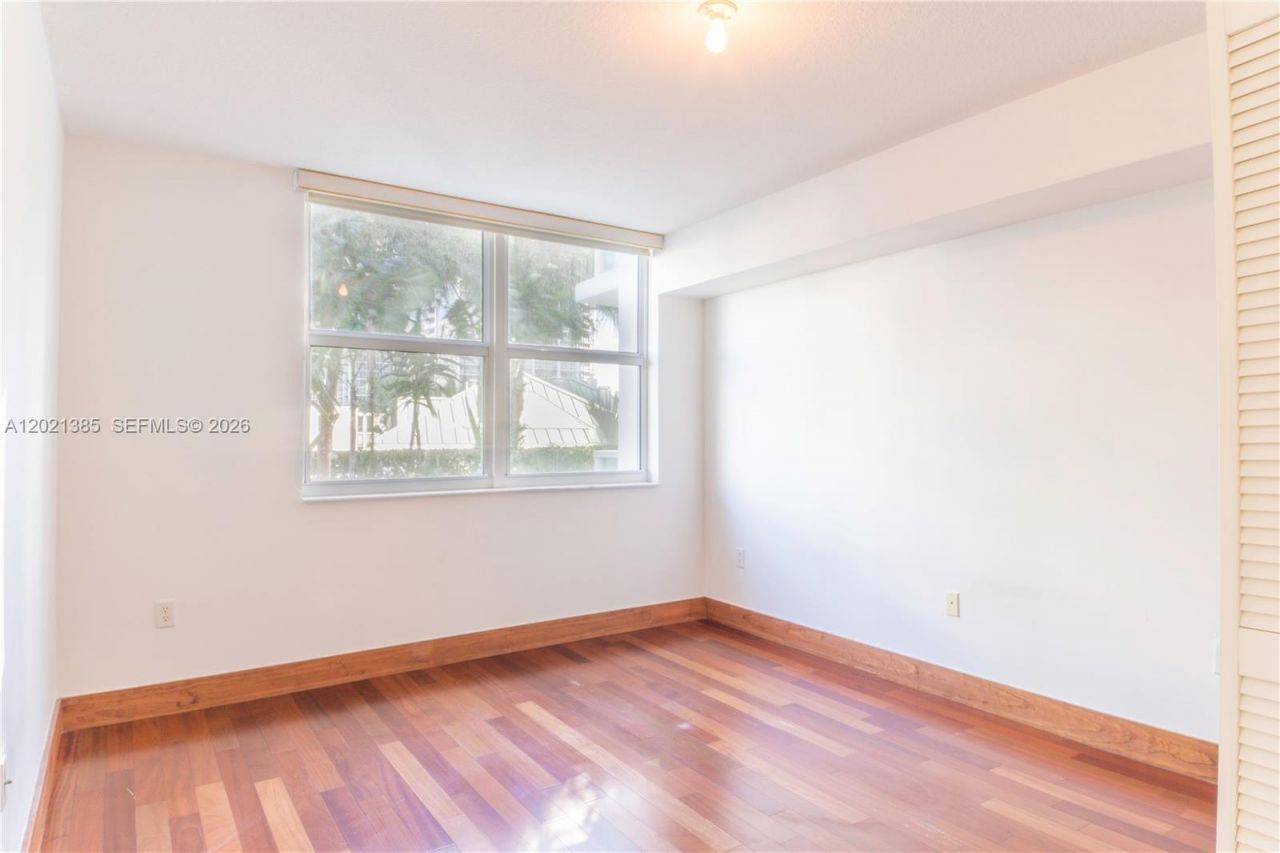 31 SE 5th St, Unit 1208, Miami, FL 33131 Photo