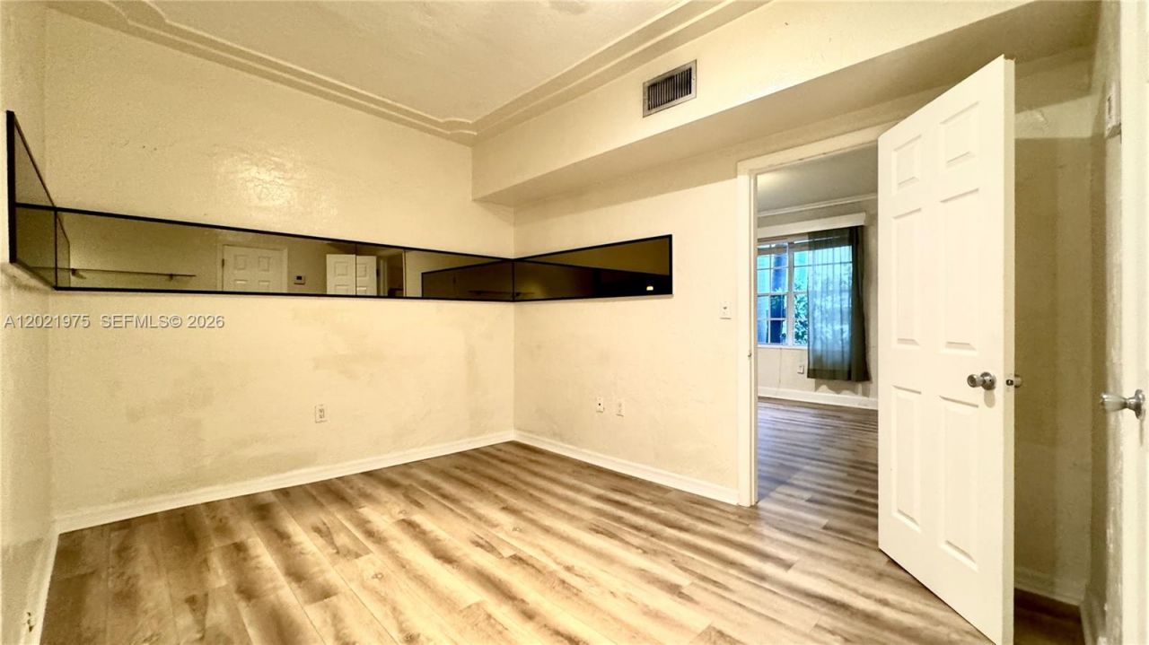 1335 Pennsylvania Ave , Unit 3, Miami Beach, FL 33139 Photo