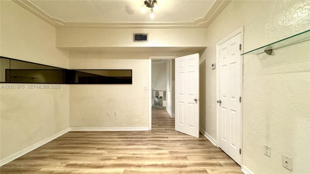 1335 Pennsylvania Ave , Unit 3, Miami Beach, FL 33139 Photo