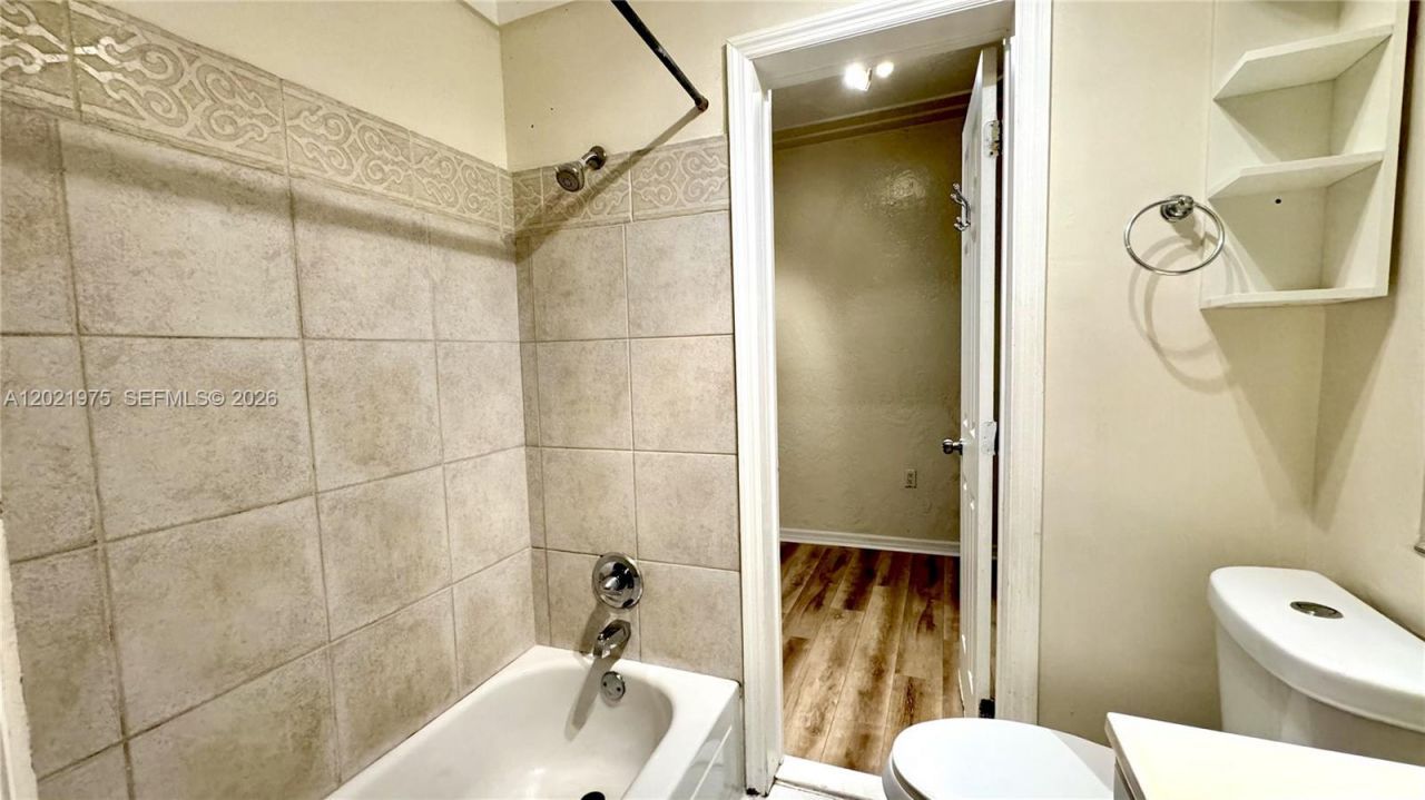 1335 Pennsylvania Ave , Unit 3, Miami Beach, FL 33139 Photo