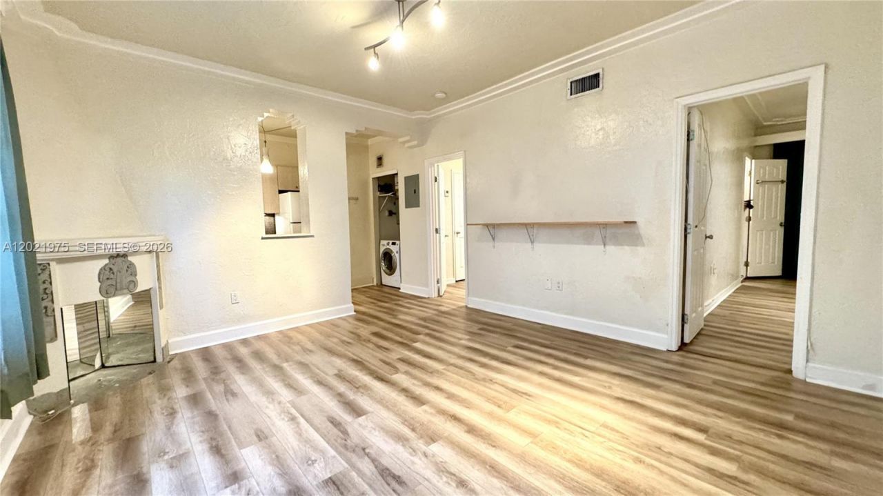 1335 Pennsylvania Ave , Unit 3, Miami Beach, FL 33139 Photo