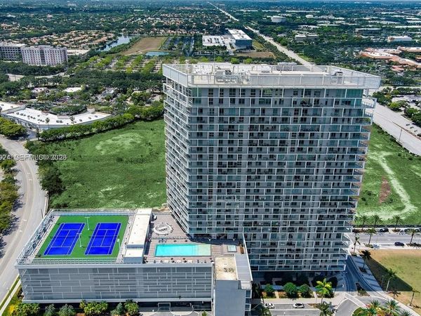 2000 Metropica Way, Unit 2202, Sunrise, FL 33323