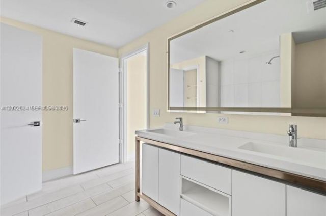 2000 Metropica Way, Unit 2202, Sunrise, FL 33323 Photo