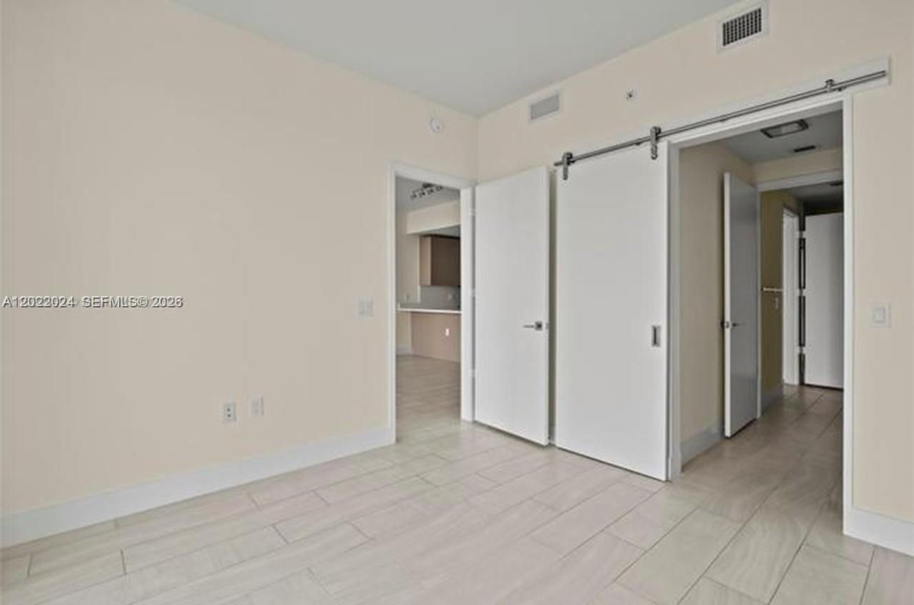 2000 Metropica Way, Unit 2202, Sunrise, FL 33323 Photo