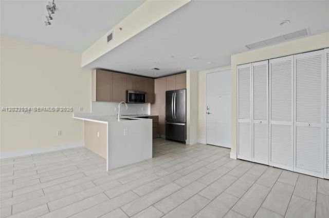 2000 Metropica Way, Unit 2202, Sunrise, FL 33323 Photo