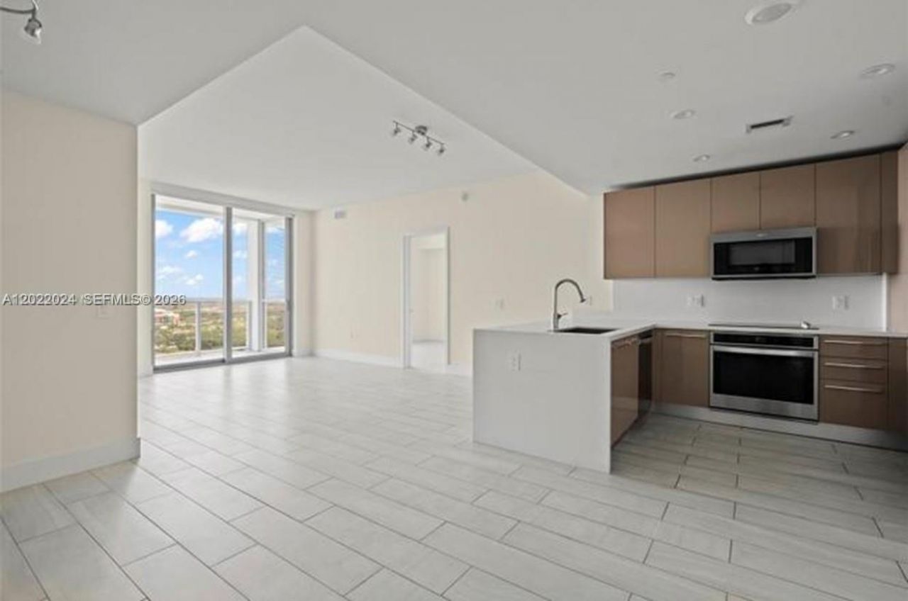 2000 Metropica Way, Unit 2202, Sunrise, FL 33323 Photo