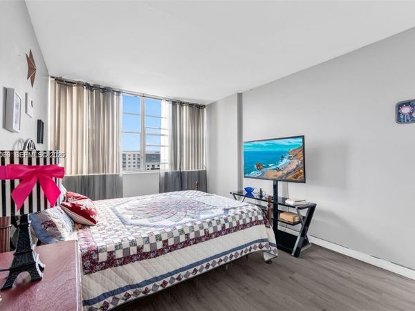 2025 NE 164th St , Unit 808, North Miami Beach, FL 33162