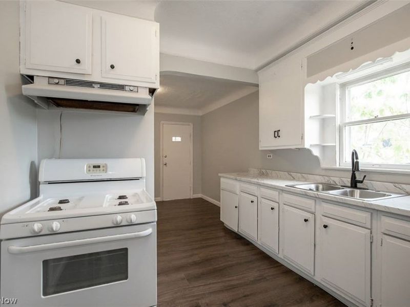 3522 E 149th Street, Cleveland, OH 44120 Photo 6