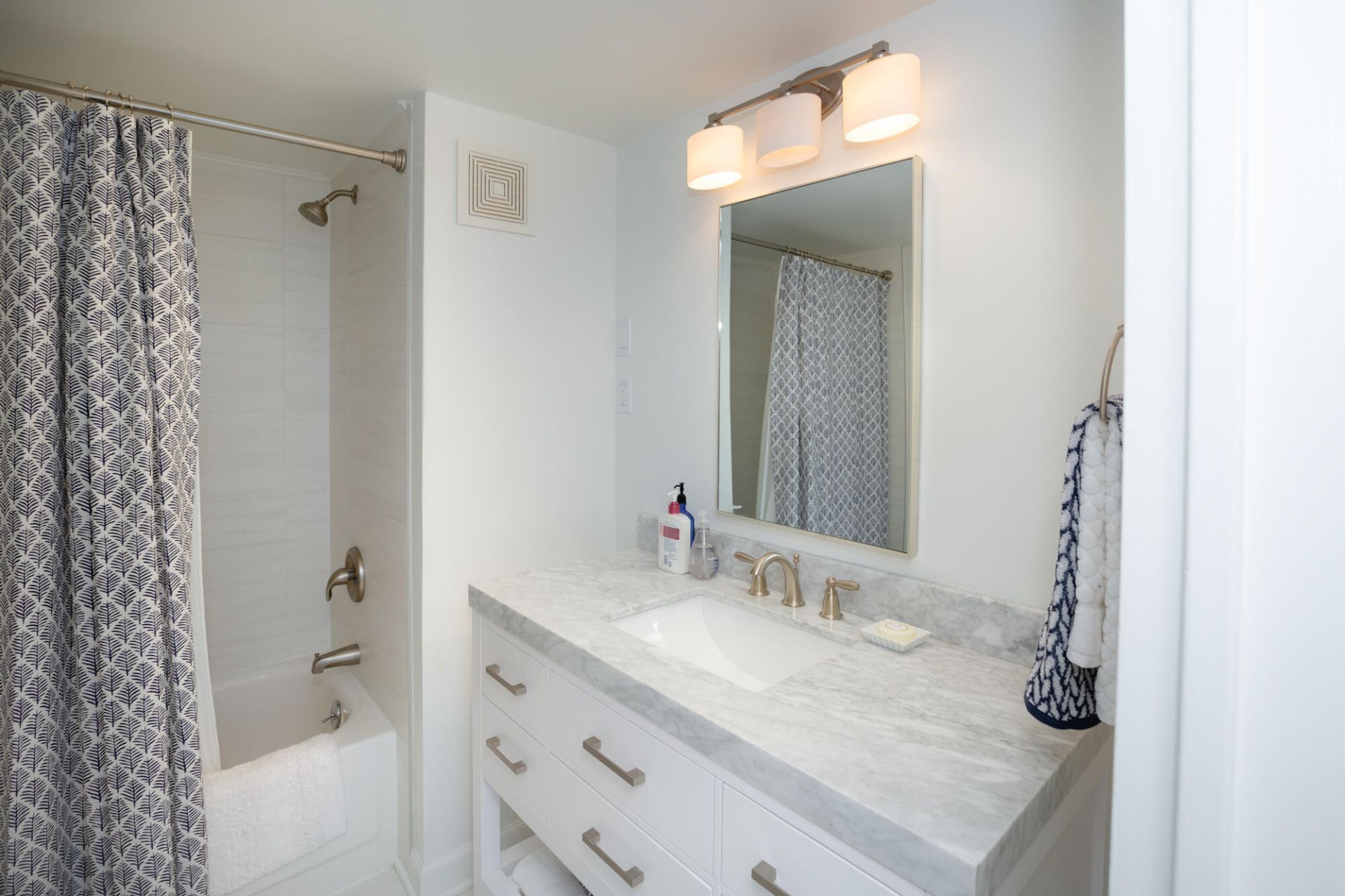 14 Lockwood Drive Photo 24