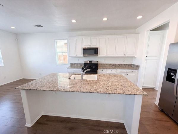 15110 Paseo Verde Place, Victorville, CA 92394
