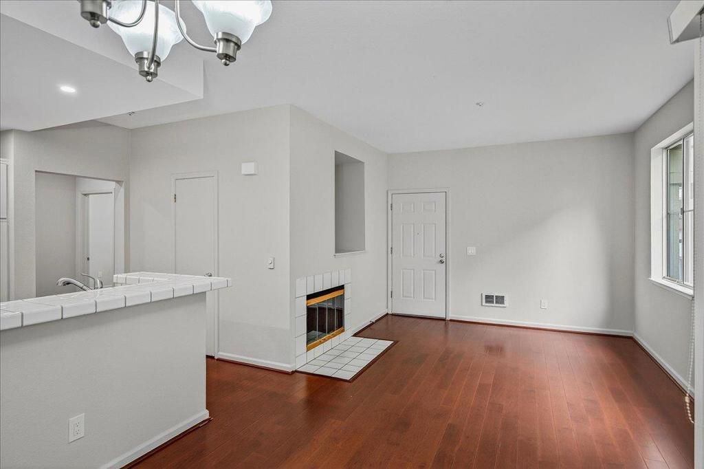 1253 Warren Street, Redwood City, CA 94063 Main Photo