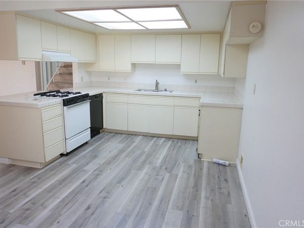 16795 Roosevelt, Unit C, Huntington Beach, CA 92649