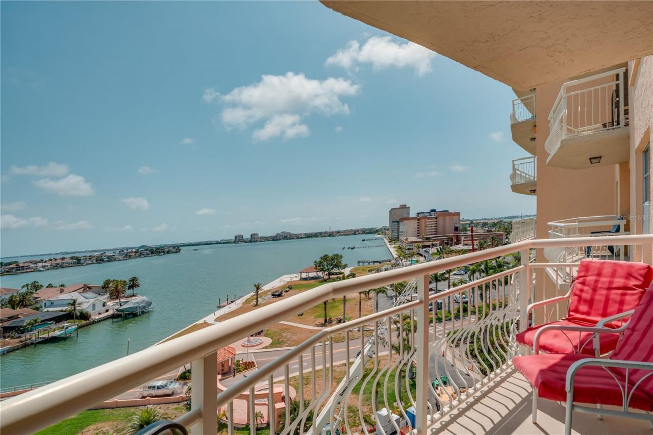 4900 Brittany Drive S, Unit 910, Saint Petersburg, FL 33715 Photo