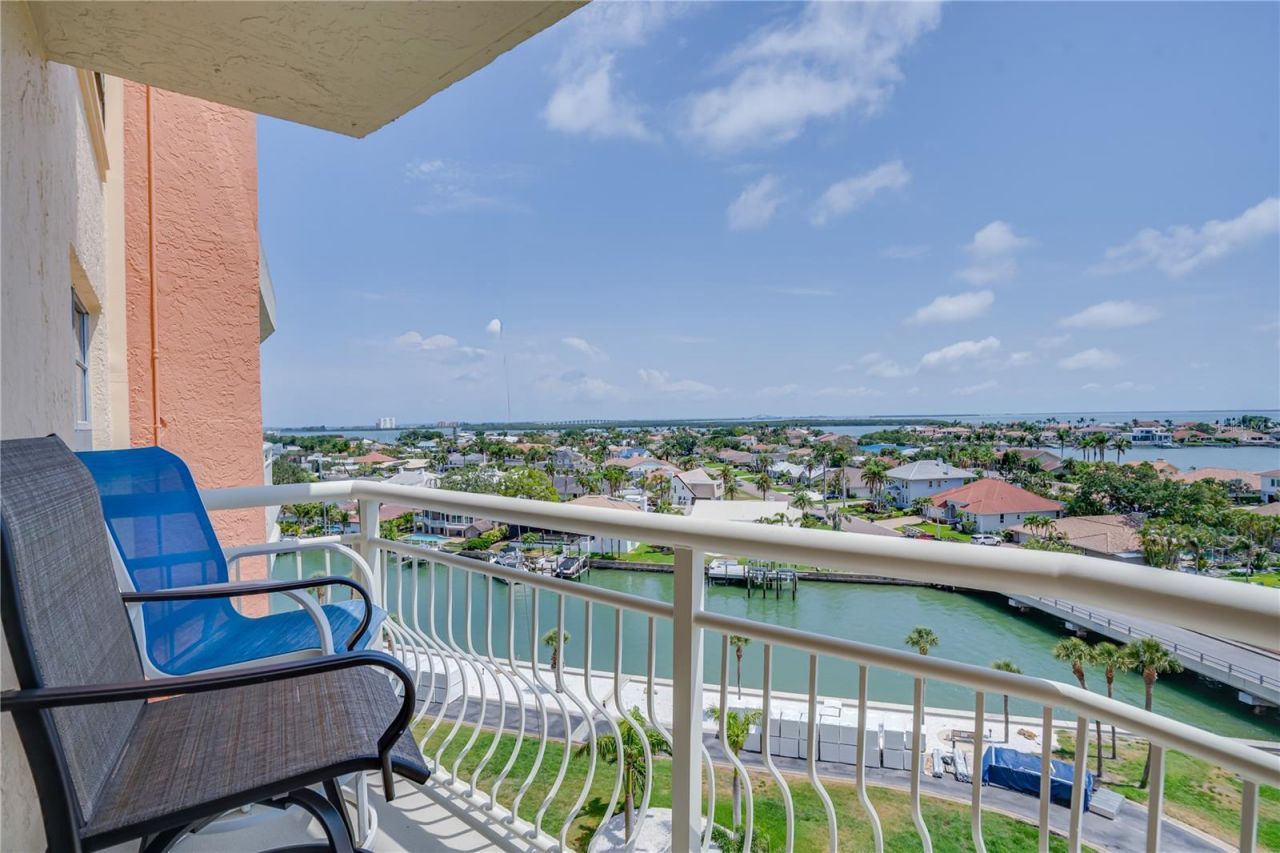 4900 Brittany Drive S, Unit 910, Saint Petersburg, FL 33715 Photo