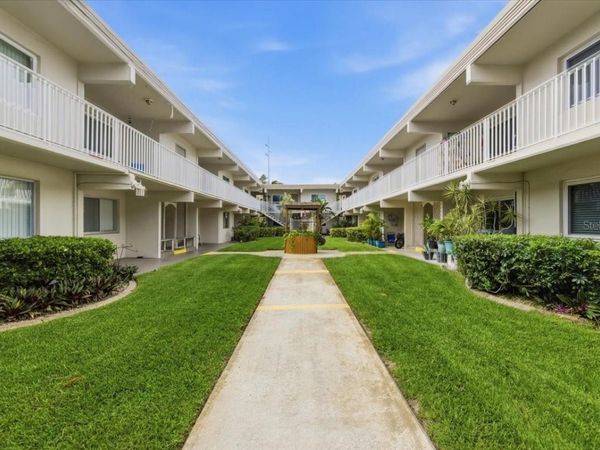 6700 1ST AVENUE S, Unit 211, ST PETERSBURG, FL 33707