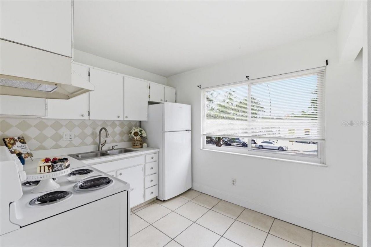 6700 1st Avenue S, Unit 211, Saint Petersburg, FL 33707 Photo