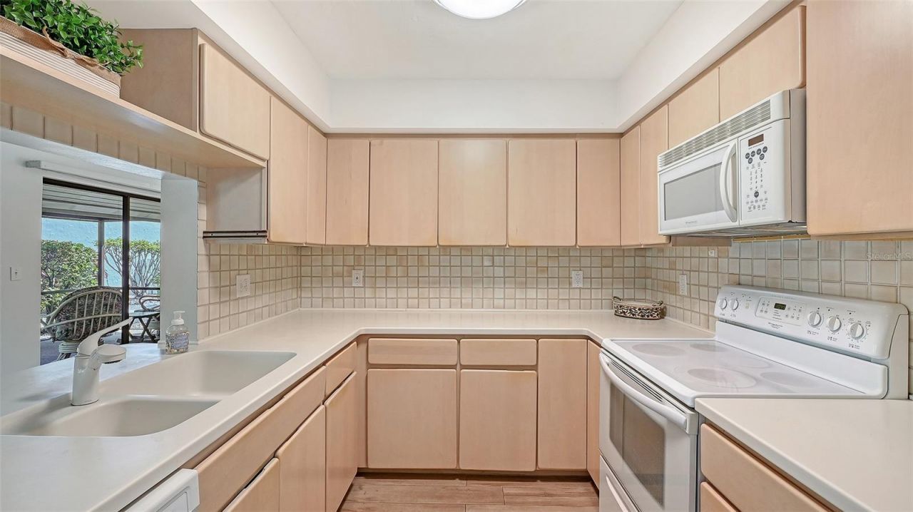 4391 Woodmans Chart, Unit 155, Sarasota, FL 34235 Photo