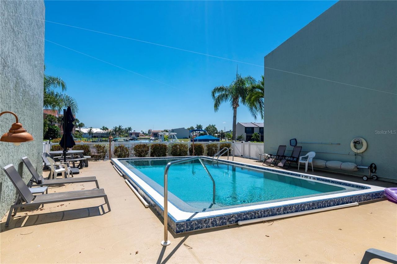 1400 Mineo Drive, Unit 12D, Punta Gorda, FL 33950 Photo