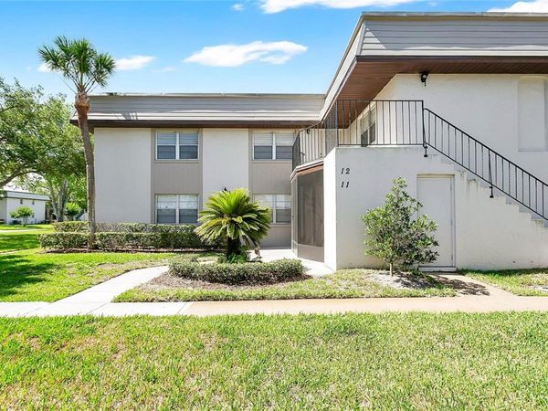 11 WINDTREE LANE, Unit B, WINTER GARDEN, FL 34787
