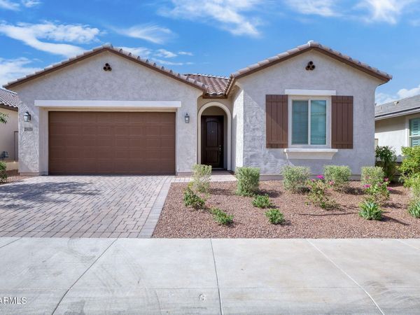 20050 W MONTECITO Avenue, Litchfield Park, AZ 85340